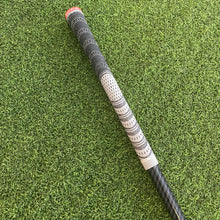 Load image into Gallery viewer, Taylormade M5 Driver (9* - Stiff)