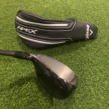 Load image into Gallery viewer, Callaway Apex #3 Hybrid (19* - Stiff)
