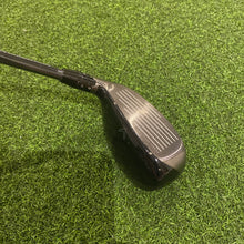 Load image into Gallery viewer, Callaway Apex 3 Hybrid (19 Degree - Stiff)
