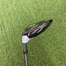 Load image into Gallery viewer, LH Taylormade M2 3 Wood (15* - R Flex)
