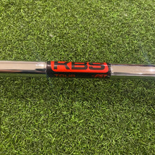 Load image into Gallery viewer, Callaway Razr X Tour AW (Stiff)
