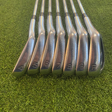 Load image into Gallery viewer, Mizuno JPX-825 Pro Irons (4-PW, Stiff)
