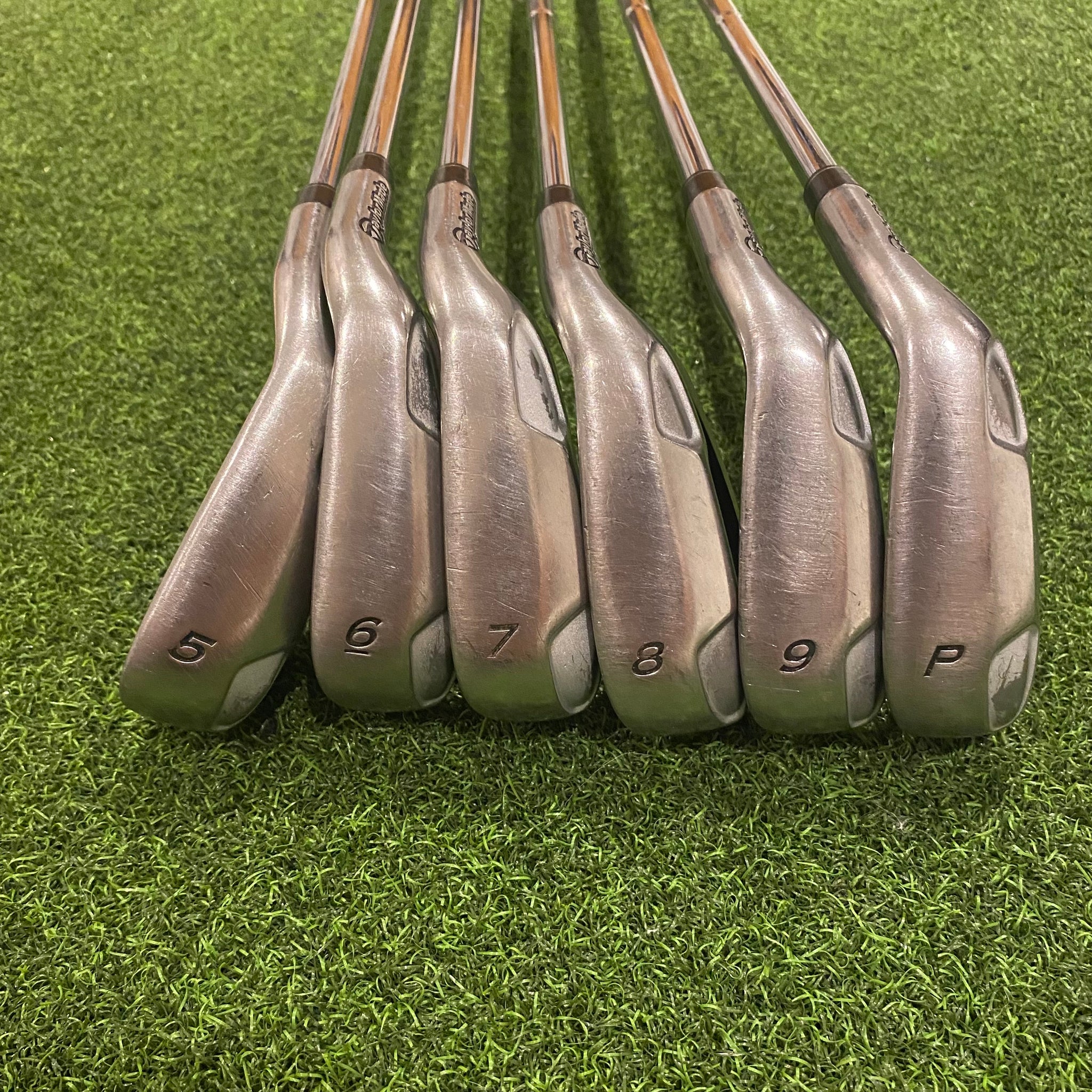 Taylormade Rocketballz Irons (5-PW, R Flex, +½”) – Midwest Golf Supply