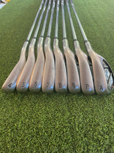 Load image into Gallery viewer, Callaway Rogue Irons (4-AW, R Flex)
