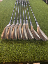 Load image into Gallery viewer, LH Callaway Rogue X Irons (4-AW, R Flex)
