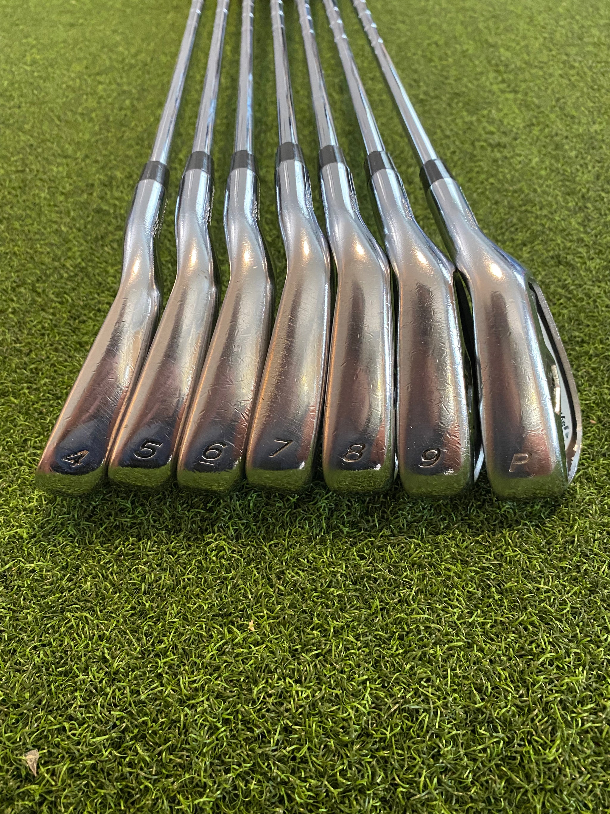 Taylormade Tour Preferred CB Irons (4-PW, R Flex) – Midwest