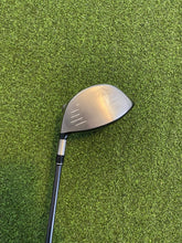 Load image into Gallery viewer, Taylormade R7 Driver (10.5* - R Flex)
